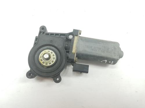 Right rear window motor BMW 3 Convertible (E46) 320 Ci | BP12142610E22 