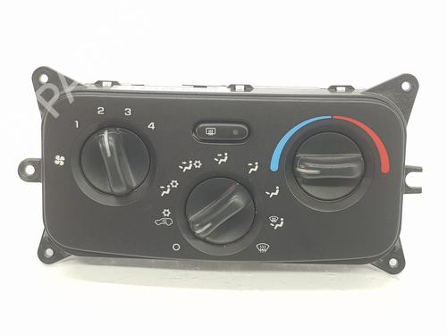 Used Climate control JEEP CHEROKEE (KJ) 2.5 CRD 4x4 (143 hp) 10544150