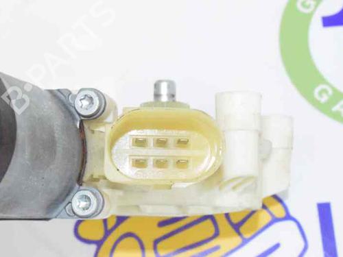 Right front window motor BMW 5 (E60) 530 d | BP780681E20 