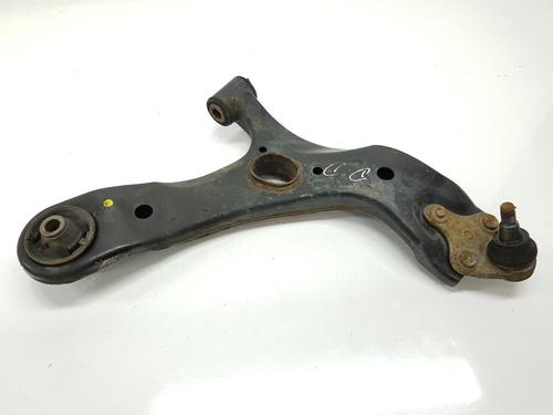 Used Right front suspension arm TOYOTA VERSO (_R2_) 2.0 D-4D (AUR20_, AUR20R) (126 hp) 17999579