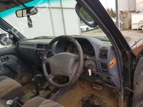 Right front indicator TOYOTA LAND CRUISER 90 (_J9_) 3.0 TD (KZJ90_, KZJ95_, KZJ90R, KZJ95R, KZJ90W, KZJ95W) | BP32342464C33 