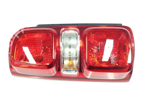 Feu arrière gauche PEUGEOT EXPERT Van (V_) [2016-2026]  31982484