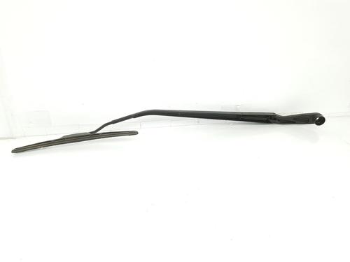 Front windshield wiper arm SUZUKI SX4 S-Cross (JY) 1.6 DDiS (AKK 416D) | BP5882573C143 