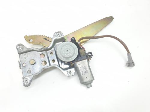 Used Rear left window mechanism TOYOTA LAND CRUISER 90 (_J9_) 3.0 TD (KZJ90_, KZJ95_, KZJ90R, KZJ95R, KZJ90W, KZJ95W) (125 hp) 18709231