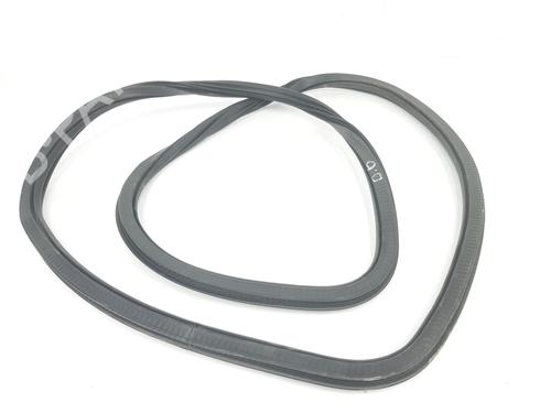 Used Rubber door seal CUPRA LEON Sportstourer (KL8, KU8, KUD) 1.4 e-HYBRID (204 hp) 16045437
