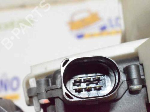 Rear left lock VW PASSAT B5.5 (3B3) 1.9 TDI | BP772517C100 