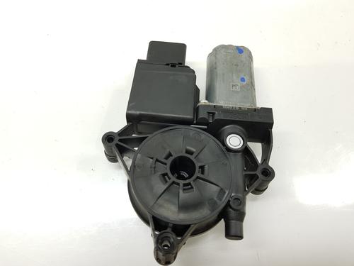 Left front window motor PEUGEOT 3008 II SUV (MC_, MR_, MJ_, M4_) 1.5 BlueHDi 130 | BP20188833E21 
