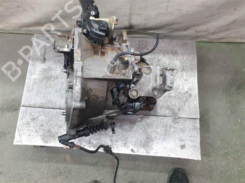 gearbox-peugeot-rifter-2018-38935763 main image