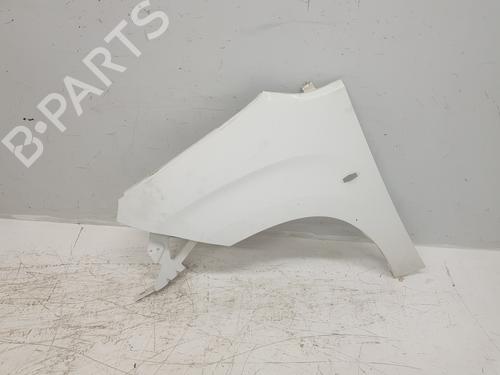 Used Left front fenders Left front fenders 37071901 37071901