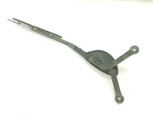 Front windshield wiper arm BMW 5 (E39) 523 i | BP11732716C143 