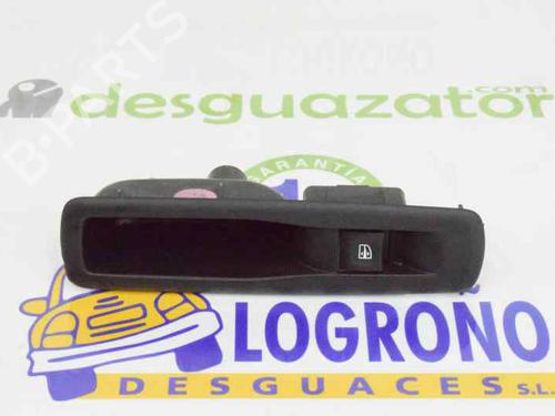 Used Left rear window switch RENAULT LAGUNA III (BT0/1) 2.0 16V (BT05, BT0F, BT0W) (140 hp) 1366320