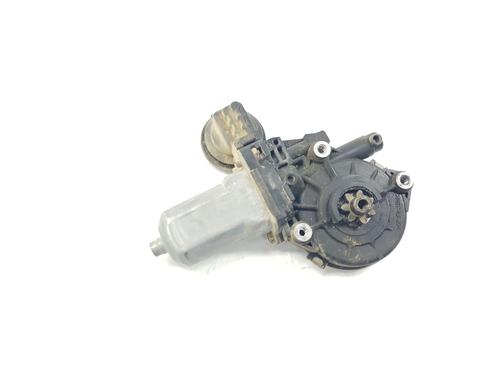Used Right front window motor TOYOTA LAND CRUISER PRADO (_J12_) 3.0 D-4D (KDJ120, KDJ125) (166 hp) 11197972