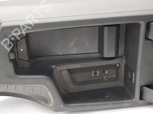 Armrest / Center console BMW 4 Convertible (F33, F83) 420 d | BP15192406I20 