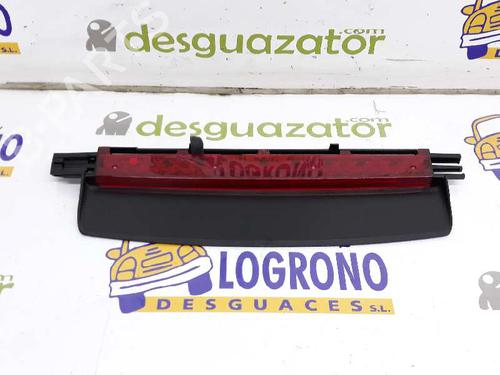 Used Rear center light AUDI A6 C6 (4F2) 2.7 TDI (180 hp) 10976274