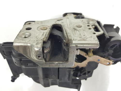 Front left lock MERCEDES-BENZ CLK (C208) CLK 200 Kompressor (208.344) | BP18835507C98 