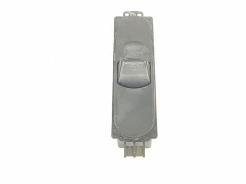 Højre fortil elrude kontakt MERCEDES-BENZ VITO / MIXTO Van (W639) 115 CDI (639.601, 639.603, 639.605) (150 hp) 8274093