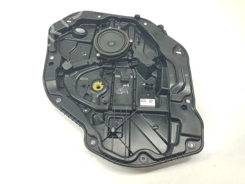 BP30530340C24 main image