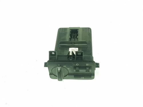Used Headlight switch BMW 3 (E46) 320 d (150 hp) 8629600