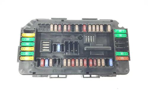 Used Fuse box BMW 1 (F20) 118 d (150 hp) 5647518