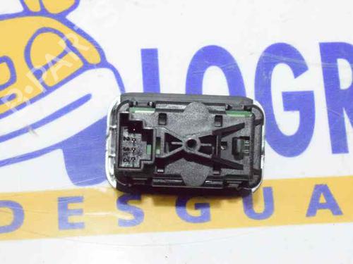 Right rear window switch MERCEDES-BENZ C-CLASS (W204) C 200 CDI (204.007, 204.006) | BP1365526I28 