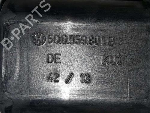 Left front window motor VW GOLF VII (5G1, BQ1, BE1, BE2) 1.4 TSI | BP6415766E21 