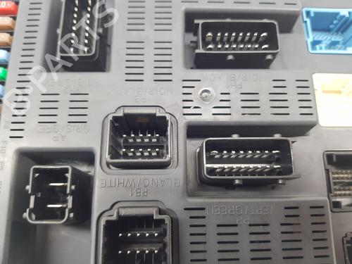 Fuse box PEUGEOT 308 I (4A_, 4C_) 1.6 16V | BP15510618E1 