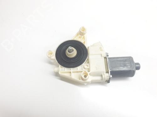 Rudehejsemotor forskærm venstre MERCEDES-BENZ VITO Van (W447) 110 CDI (447.601, 447.603, 447.605) (102 hp) 28100572