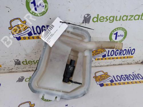 Used Windscreen washer tank BMW 3 Touring (E46) 320 d (150 hp) 7419790