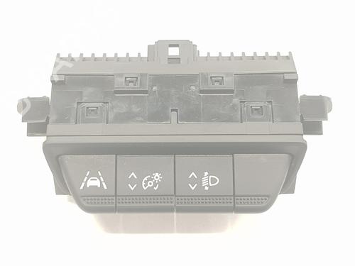 spak-kontakt-renault-clio-v-b7_-2019-32631718 main image