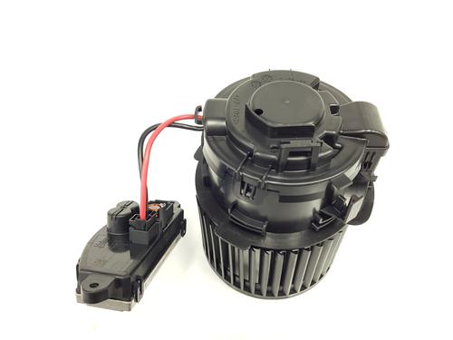 Heater blower motor OPEL ASTRA L Sports Tourer (O5) 1.2 (FRHNPJ) | BP24828553M62 
