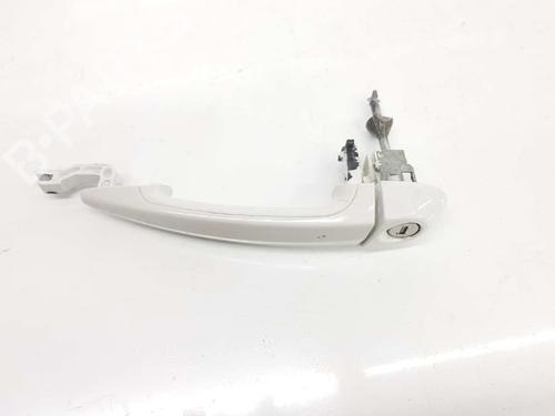 Used Front left exterior door handle BMW 1 (E87) 120 d (177 hp) 6897588