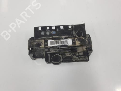 Used Fuse box BMW 3 (E90) 320 i (150 hp) 11029491
