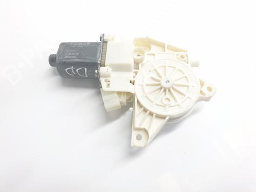 Right front window motor MERCEDES-BENZ VITO Van (W447) 110 CDI (447.601, 447.603, 447.605) | BP28104090E20 