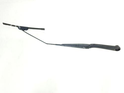 Used Front windshield wiper arm NISSAN JUKE (F15) 1.5 dCi (110 hp) 31131917
