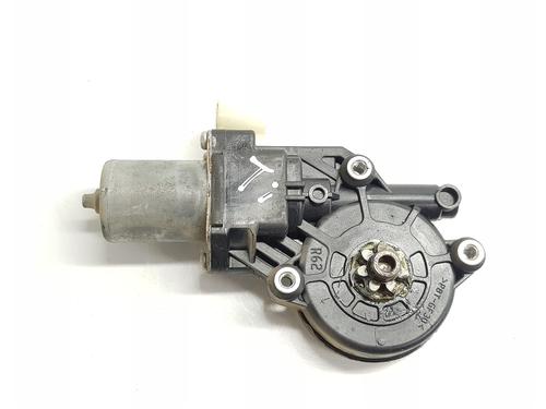 Left rear window motor MITSUBISHI L200 / TRITON (KJ_, KK_, KL_) 2.2 DI-D 4WD | BP29755672E23 