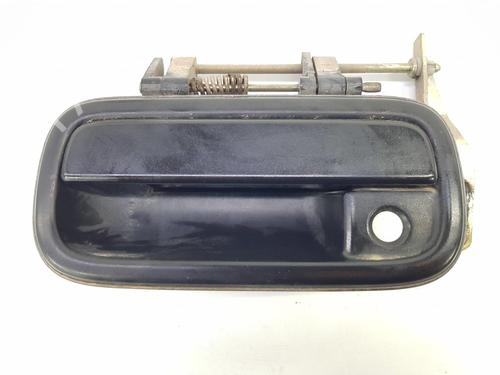 Used Front left exterior door handle TOYOTA LAND CRUISER 90 (_J9_) 3.0 TD (KZJ90_, KZJ95_, KZJ90R, KZJ95R, KZJ90W, KZJ95W) (125 hp) 9184135