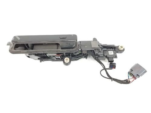 Used Rear right exterior door handle LAND ROVER RANGE ROVER VELAR (L560) 2.0 D180 TD4 4x4 (180 hp) 26487921