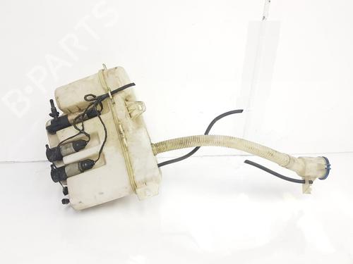 Windscreen washer tank LAND ROVER RANGE ROVER III (L322) 3.6 D 4x4 | BP8415830C113 
