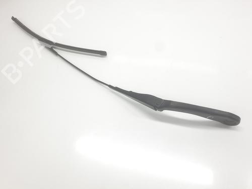 front-windshield-wiper-arm-bmw-2-convertible-f23-2014-2015-2016-2017-2018-2019-2020-2021-34043362 main image