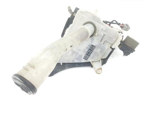 Windscreen washer tank TOYOTA LAND CRUISER 90 (_J9_) 3.0 TD (KZJ90_, KZJ95_, KZJ90R, KZJ95R, KZJ90W, KZJ95W) | BP18872759C113 
