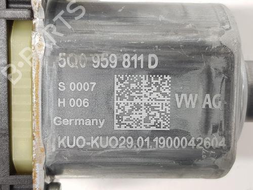 Left rear window motor SEAT ARONA (KJ7, KJP) 1.0 TSI | BP18159187E23 