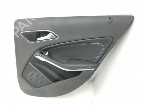 Guarnecido puerta trasera derecha MERCEDES-BENZ A-CLASS (W176) A 200 CDI / d (176.008) (136 hp) 15670809