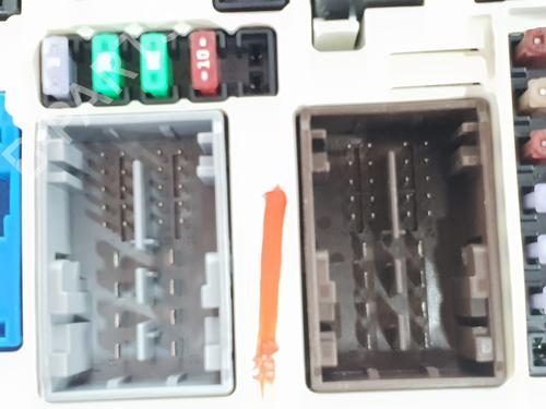 Fuse box OPEL ASTRA L Sports Tourer (O5) 1.2 (FRHNSL, FRHNSR) | BP22703713E1 