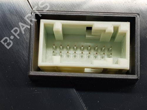 Instrument cluster CITROËN C3 III (SX) 1.2 PureTech 82 | BP31930963C47