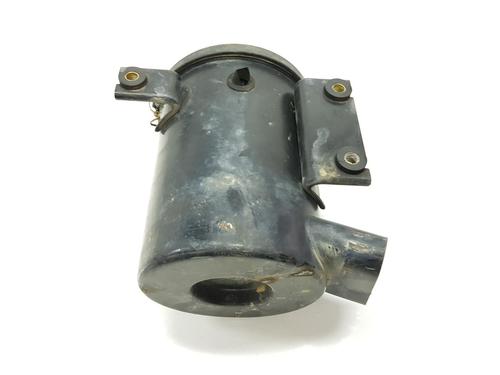 Used Air filter box NISSAN TERRANO II (R20) 2.7 TDi 4WD (125 hp) 17728028