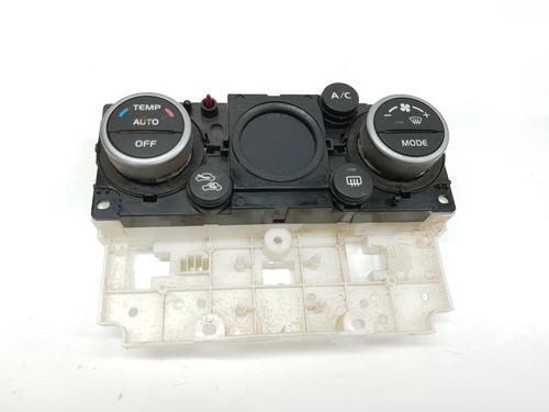 Used Climate control SUZUKI GRAND VITARA II (JT, TE, TD) 1.9 DDiS All-wheel Drive (JT419, TD44, JB419WD, JB419XD,... (129 hp) 20197609