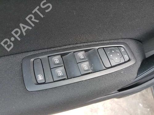 Clignotant avant gauche RENAULT MEGANE IV Hatchback (B9A/M/N_) 1.5 dCi 110 (B9A3) | BP11378988C32 