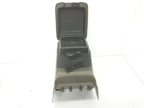 Armrest / Center console MITSUBISHI PAJERO III (V7_W, V6_W) 3.2 Di-D (V68W, V78W) | BP9154627I20 
