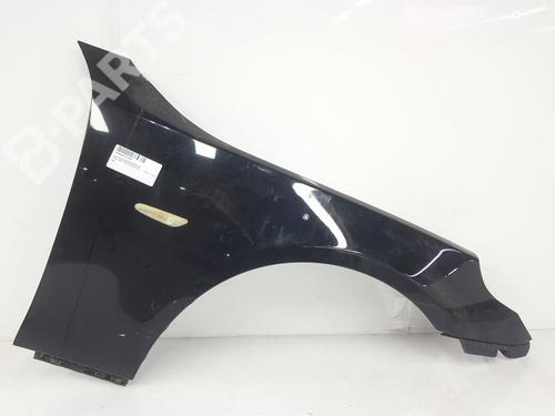 Used Right front fenders Right front fenders BMW 5 (E60) 530 d (218 hp) 8932474 8932474