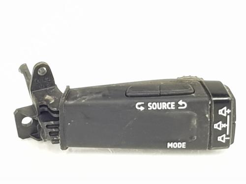 Used Steering wheel controls RENAULT AUSTRAL [2022-2026]  32196416